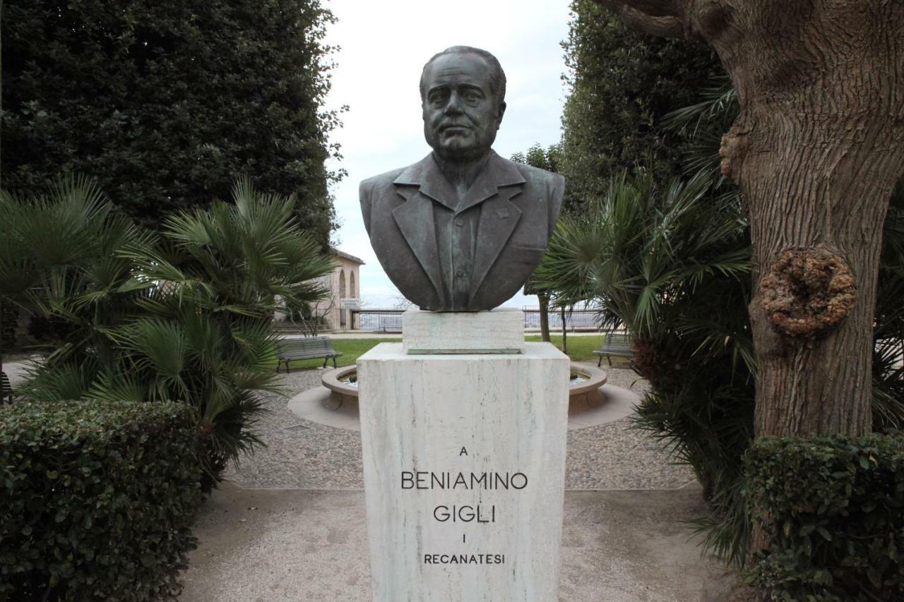 Recanati Family Exteriör bild